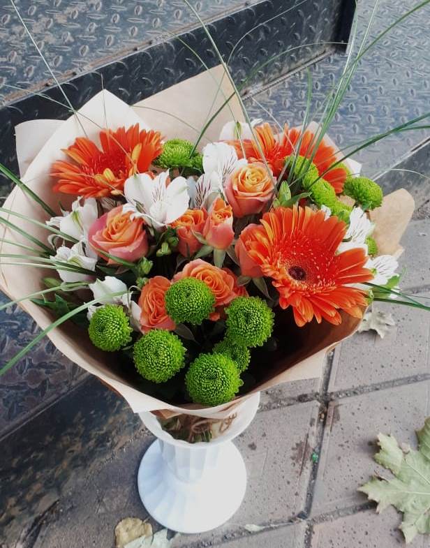 Букет цветов из: Герберы, Хризантемы, Альстромерии и Розы в Поныри