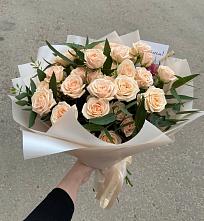 Букет Кремовые розы Латте в Поныри
