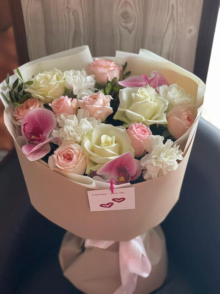 Букет цветов из: Орхидеи, Розы и Гвоздики в Поныри