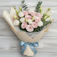 Букет цветов из:  Лизиантусы в Поныри