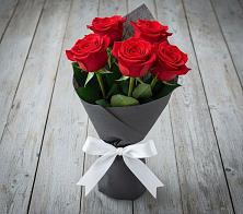 Букет 5 Красных роз Эдлесс Лав #REPLACE_PRED# Поныри
