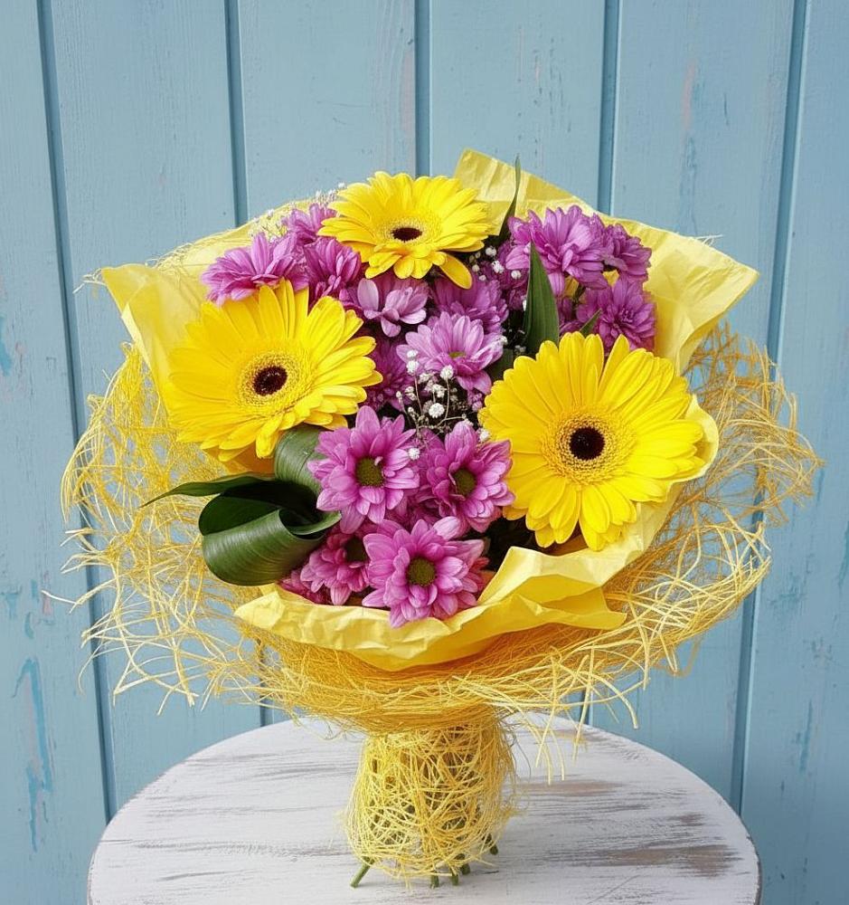 Букет цветов из: Хризантемы и Герберы в Поныри