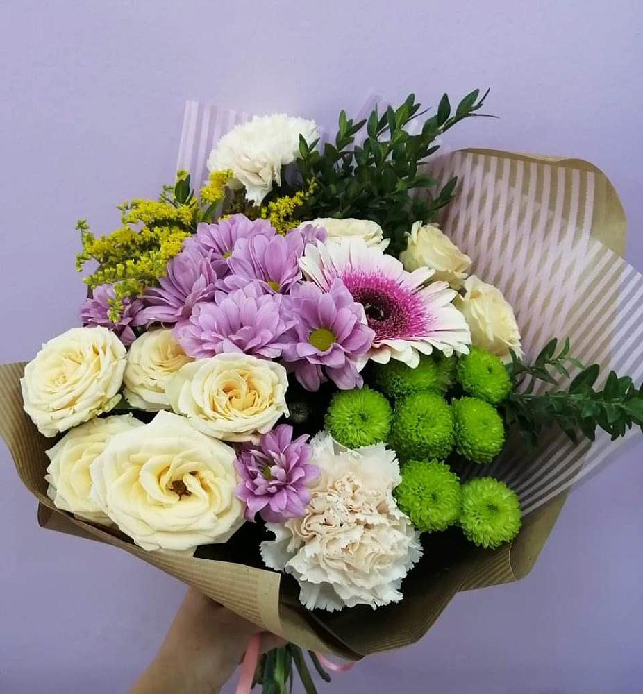 Букет цветов из: Хризантемы, Розы, Гвоздики и Герберы в Поныри